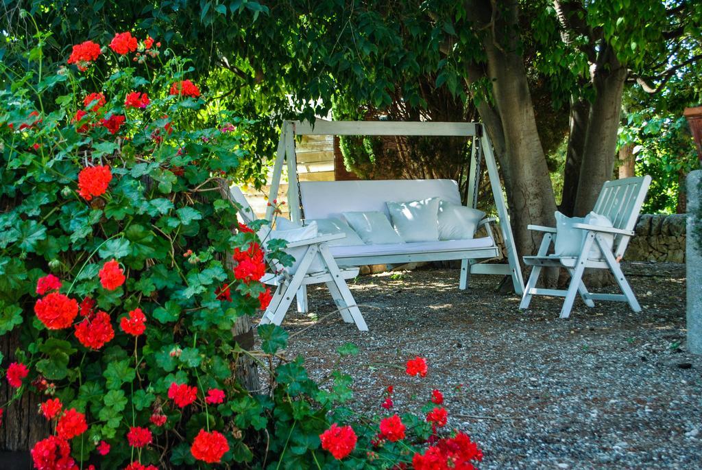 Chiusa Di Carlo Agriturismo Avola Exterior photo